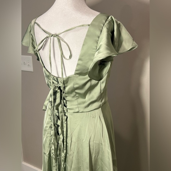 NWT Elegant 8 sage Green Evening Gown lace up back slit bridesmaids formal - Picture 4 of 9